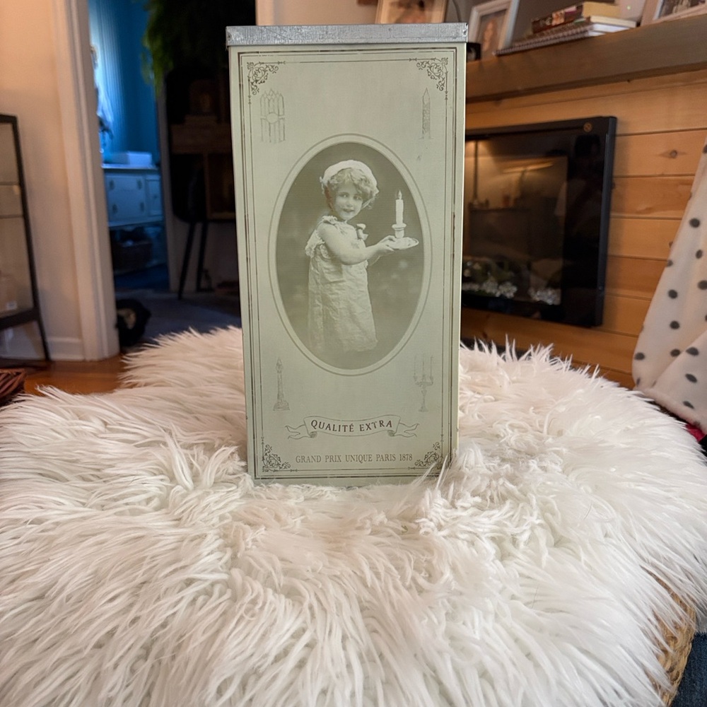 Late 19th Century Decorative Tin commemorating the 1868 Paris Exposition